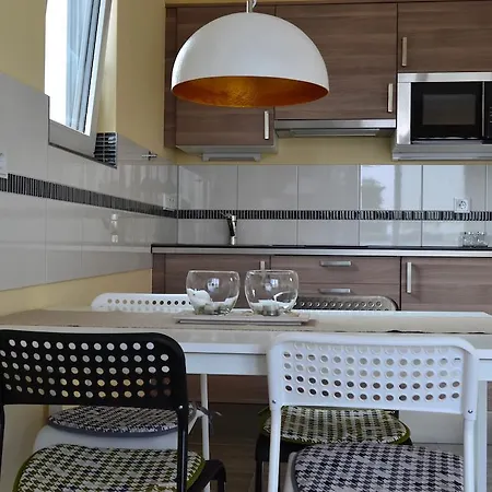 Loft Apartment *